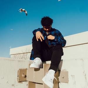 Meet your Posher, Khin